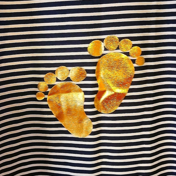 Violet & Ruby Maternity Shirt - Picture 2 of 6